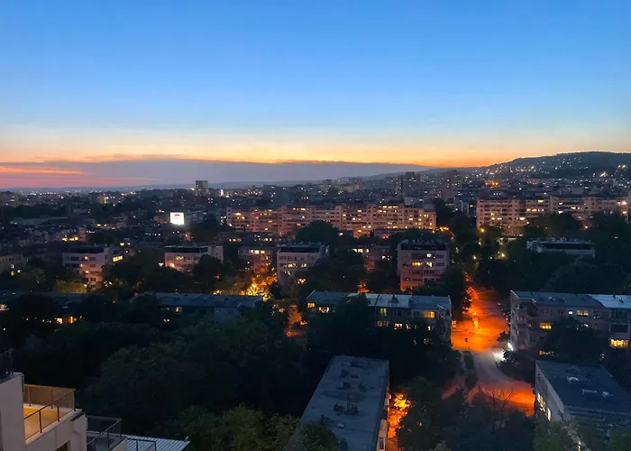 апартамент Flowers 아파트 바르나